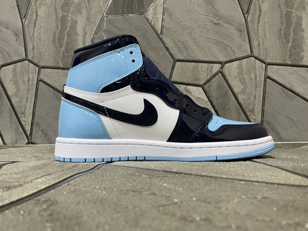 ナイキ靴背面デザイン